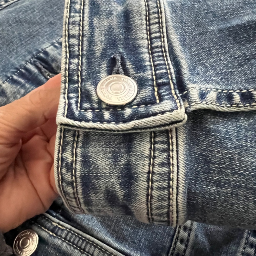 ❤️❤️❤️ Tommy Bahama Relaxed Denim Jacket - Picture 3 of 6